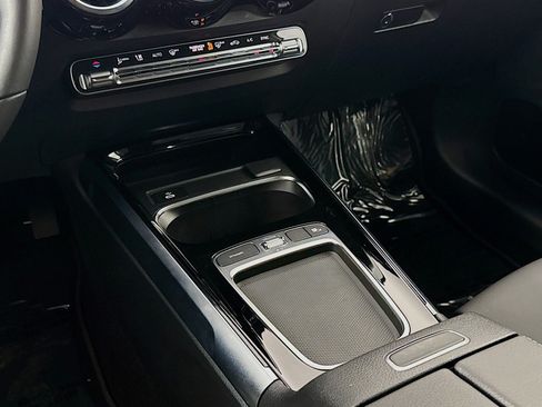Certified 2026 Mercedes-Benz GLB 250 image 7