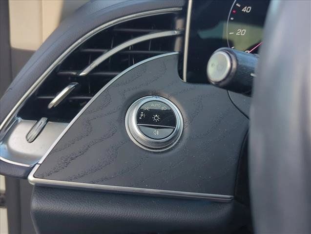 Used 2024 Mercedes-Benz E 350 4MATIC Sedan image 16