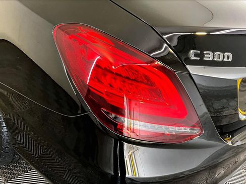 Used 2020 Mercedes-Benz C 300 4MATIC Sedan image 28