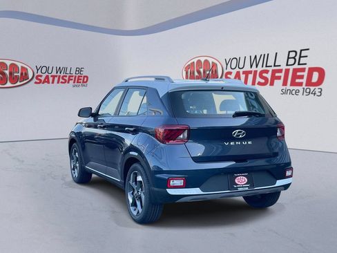 Certified 2023 Hyundai Venue Limited FWD image 8