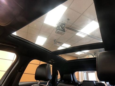 Certified 2022 Ford Edge ST-Line image 20