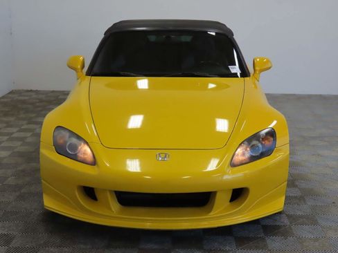 Used 2006 Honda S2000 image 2