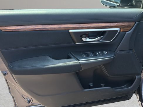 Used 2018 Honda CR-V EX image 10
