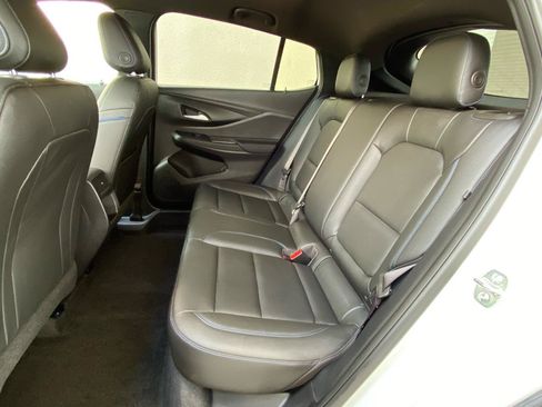 Used 2025 Buick Envista Sport Touring FWD image 26