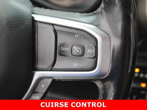 Used 2019 RAM 1500 Laramie w/ Off Road Group image 19