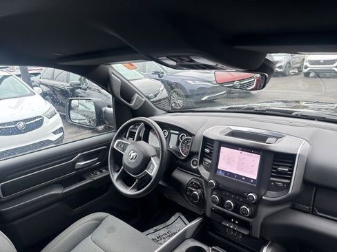 Used 2024 RAM 1500 Big Horn AWD/4WD image 39