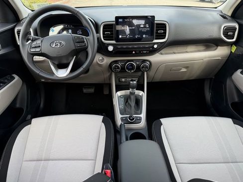 New 2026 Hyundai Venue SEL image 16