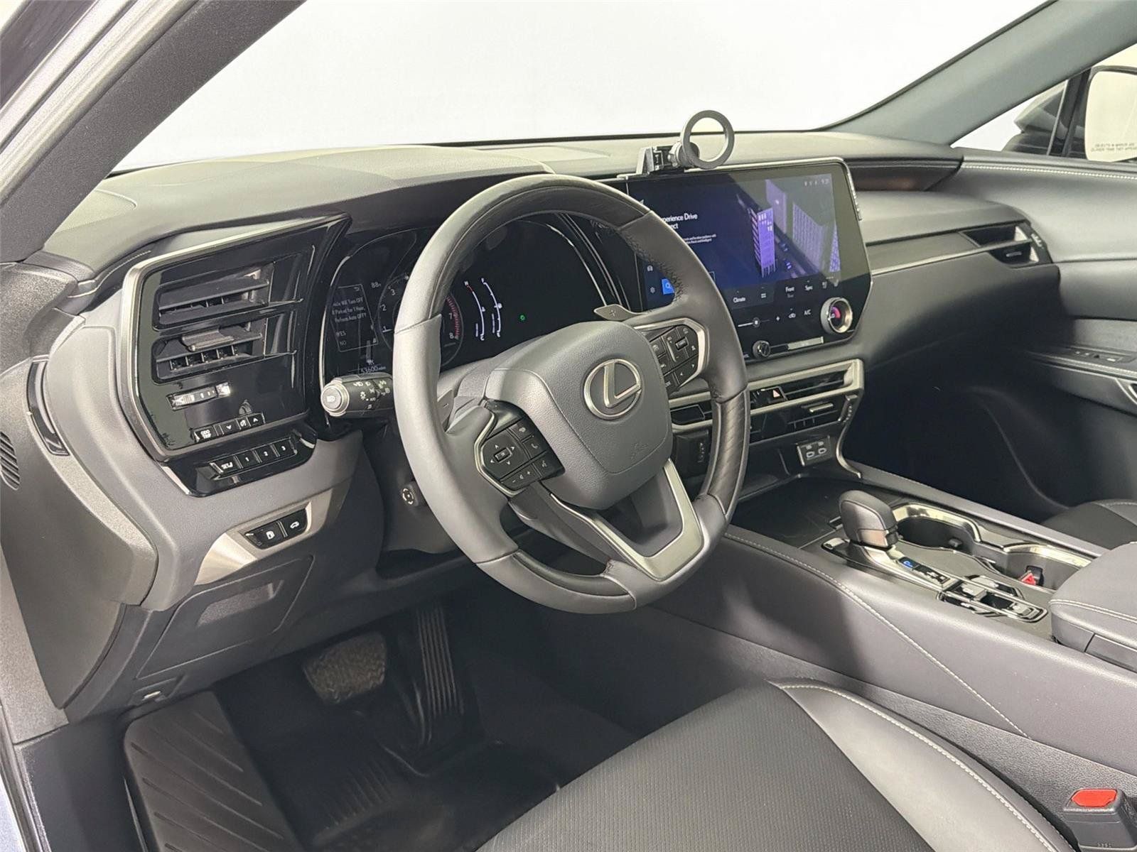 Used 2023 Lexus RX 350 Premium w/ Accessory Package (Z1) FWD image 4