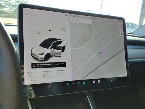 Used 2021 Tesla Model Y Long Range image 12