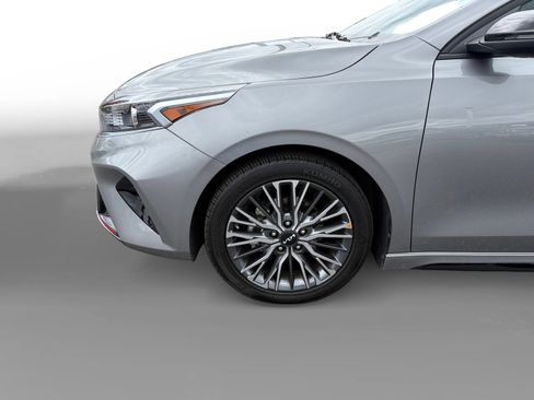 Used 2024 Kia Forte GT-Line FWD image 9