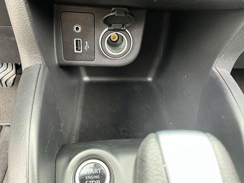 Certified 2025 Nissan Kicks Play S FWD image 19