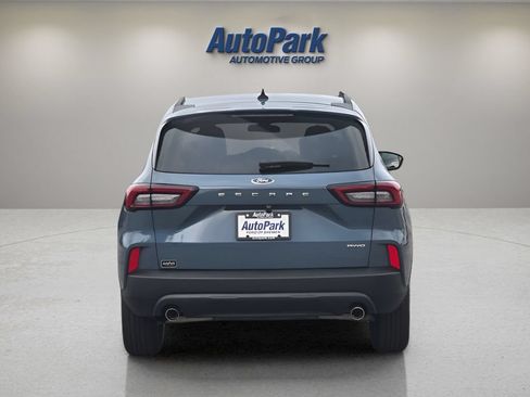 Used 2025 Ford Escape ST-Line Select AWD/4WD image 7