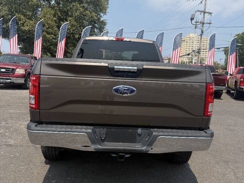 Used 2015 Ford F150 XLT w/ Equipment Group 301A Mid AWD/4WD image 19