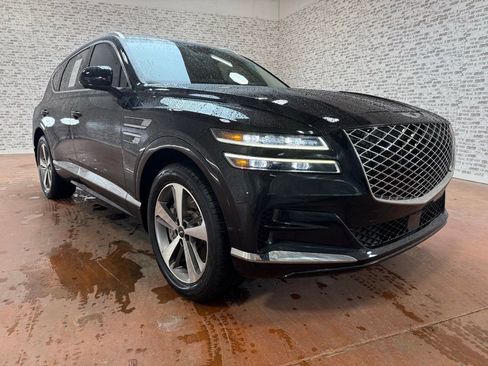 Used 2023 Genesis GV80 3.5T Prestige w/ Winter Weather Package image 9