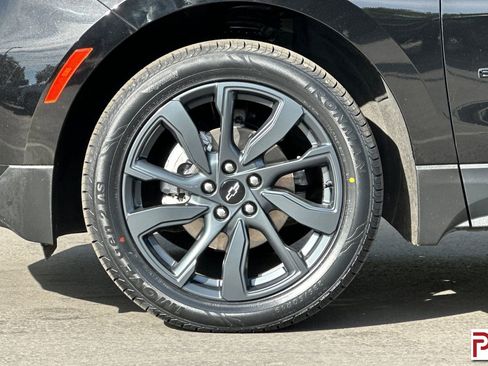 Certified 2022 Chevrolet Equinox RS w/ RS Leather Package image 32