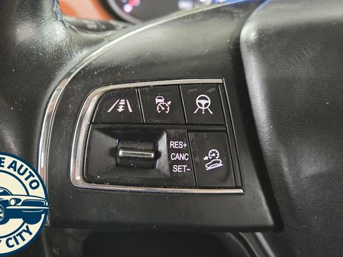 Used 2019 Maserati Levante GranLusso AWD/4WD image 13