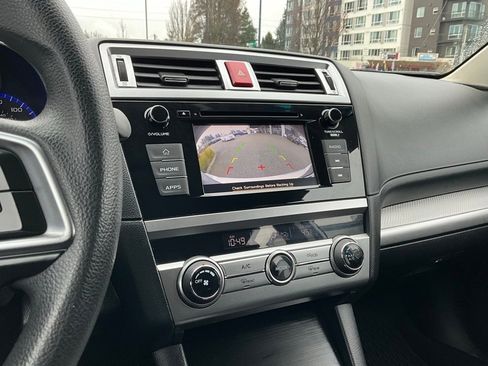 Used 2019 Subaru Outback 2.5i image 17