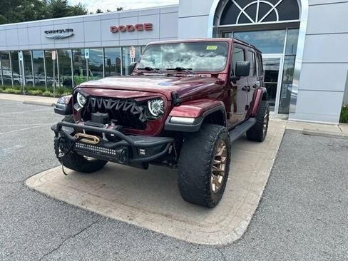 Used 2021 Jeep Wrangler Unlimited Sahara AWD/4WD image 2