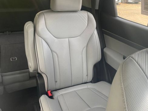 Used 2025 Hyundai Palisade SEL FWD image 39