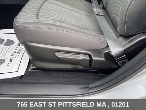 Used 2024 Subaru Crosstrek 2.0i Premium AWD/4WD image 15