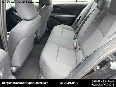 Used 2023 Toyota Corolla LE image 11