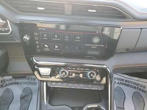 Used 2023 GMC Sierra 1500 AT4 w/ AT4 Premium Package AWD/4WD image 21