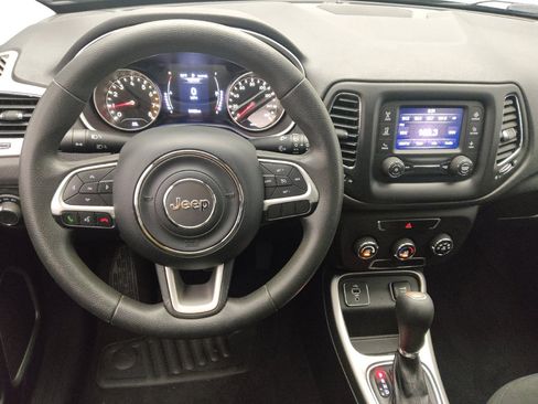 Used 2018 Jeep Compass Sport FWD image 22