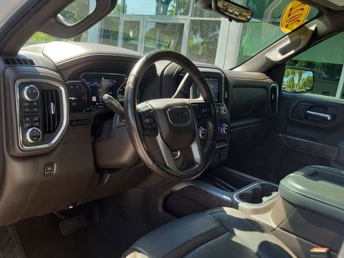 Used 2022 GMC Sierra 1500 Denali w/ Denali Reserve Package AWD/4WD image 13