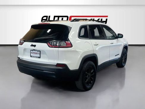 Used 2023 Jeep Cherokee Altitude Lux AWD/4WD image 7