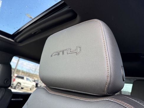 Used 2021 GMC Sierra 1500 AT4 w/ AT4 Value Package image 17