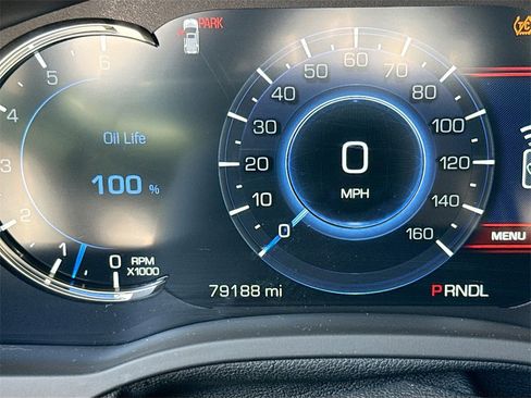 Used 2018 Cadillac Escalade Luxury image 13