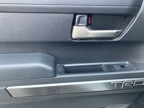 Used 2025 Toyota Tacoma TRD Off-Road image 10