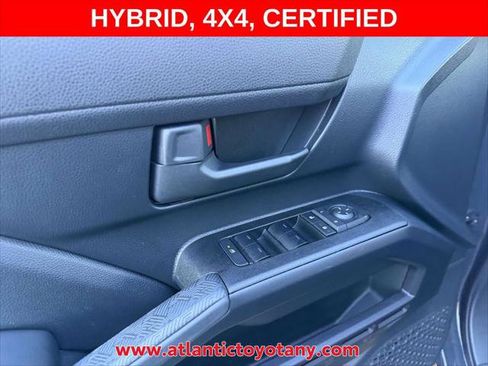 Used 2025 Toyota 4Runner TRD Off-Road AWD/4WD image 16