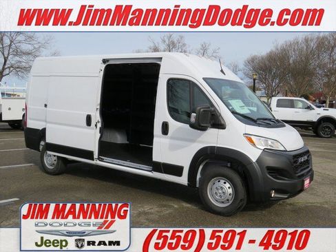New 2023 RAM ProMaster 2500 w/ Convenience Group FWD image 1