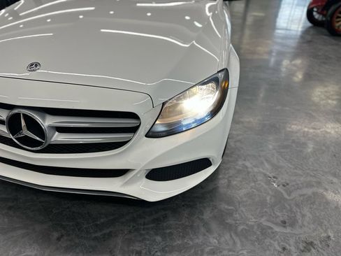 Used 2018 Mercedes-Benz C 300 Sedan w/ Premium Package image 10