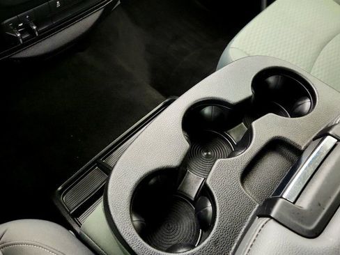 Used 2017 RAM 2500 SLT image 16