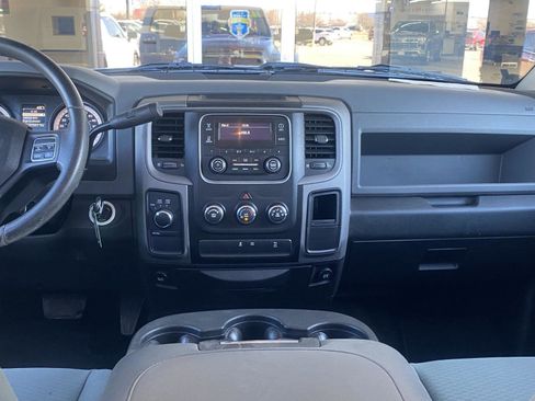 Used 2016 RAM 2500 Tradesman w/ Chrome Appearance Group image 17