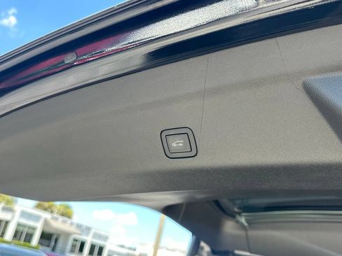 Used 2023 Chevrolet Tahoe High Country AWD/4WD image 12