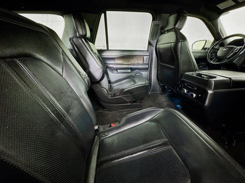 Used 2020 Ford Expedition Max Limited image 26