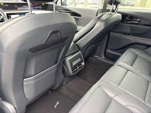 New 2026 Lincoln Nautilus Premier w/ Jet Appearance Package AWD/4WD image 17