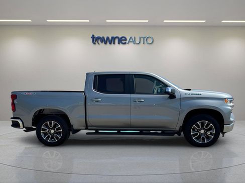Used 2024 Chevrolet Silverado 1500 LT AWD/4WD image 6