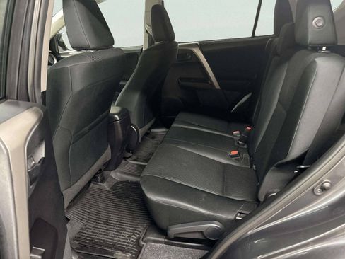 Used 2018 Toyota RAV4 LE w/ All Weather Liner Package AWD/4WD image 14