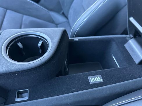 Used 2025 Porsche Taycan Turbo GT image 26