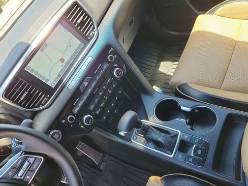 Used 2022 Kia Sportage SX FWD image 38
