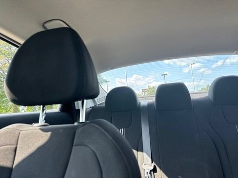 Used 2023 Hyundai Elantra SEL FWD image 14