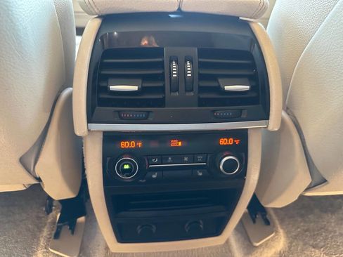 Used 2015 BMW X5 xDrive35i image 7