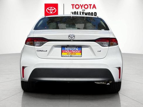 New 2026 Toyota Corolla LE FWD image 5