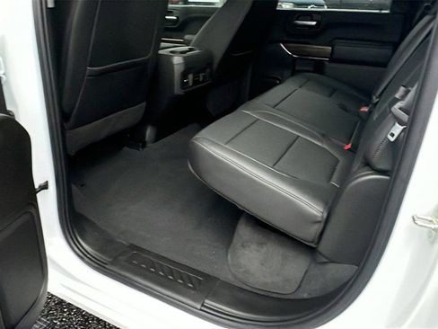 Certified 2022 Chevrolet Silverado 2500 LT w/ Convenience Package image 20