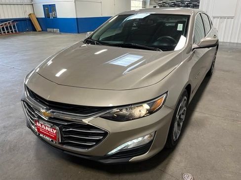 Used 2024 Chevrolet Malibu LT FWD image 7