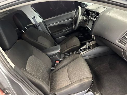 Used 2020 Mitsubishi Outlander Sport ES FWD image 12